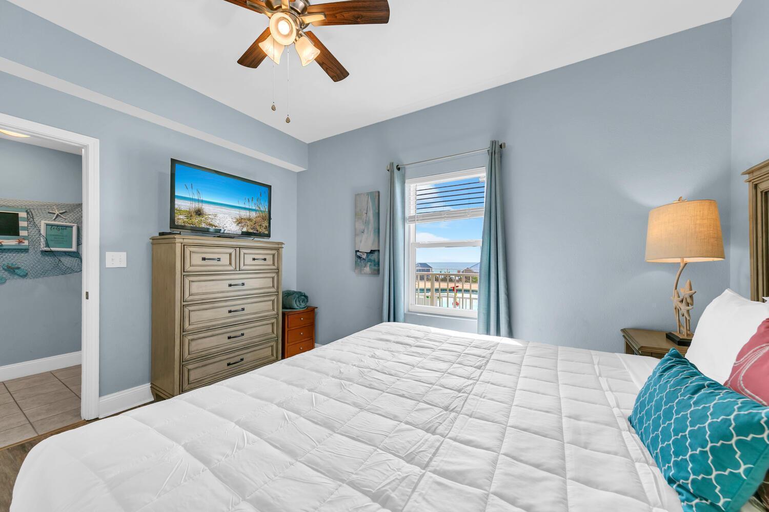 Laketown Wharf 402 Holiday home